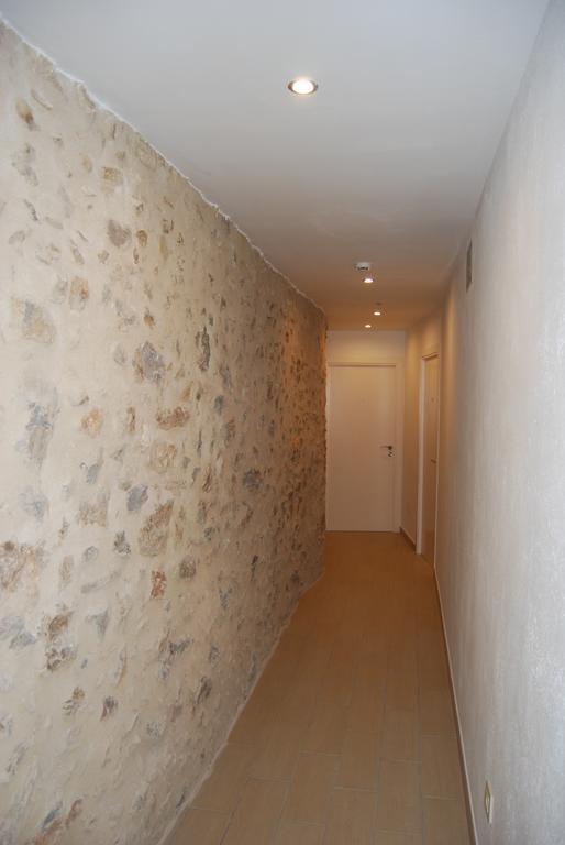 Apartaments Fonda Comerc Торроэлья-де-Монгри Экстерьер фото